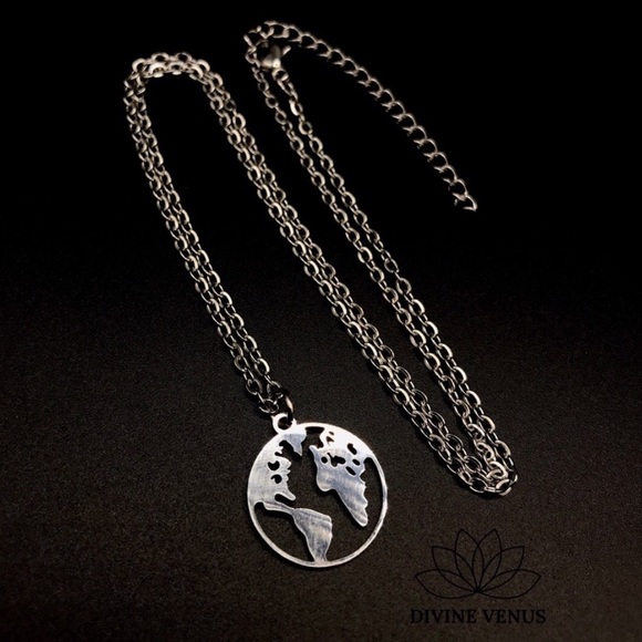 World Traveler Necklace | Stainless Steel - Picture 5 of 7